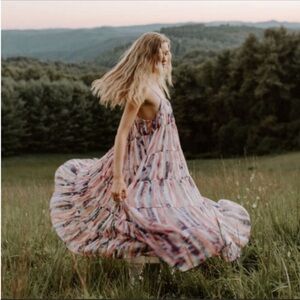 Storia Pink And Blue Gold Shimmer Watercolor Tiered Midi Dress Size M